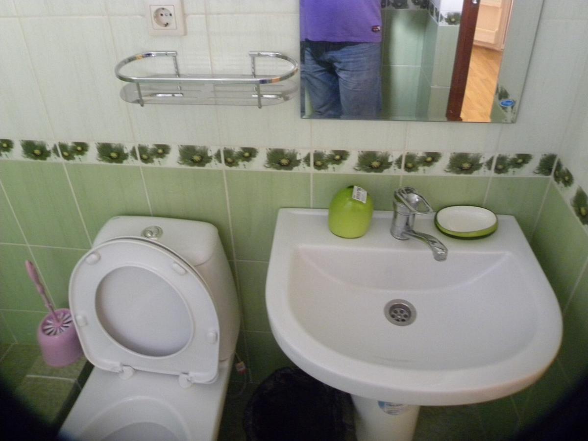 Guest House Dali Гагра Екстериор снимка