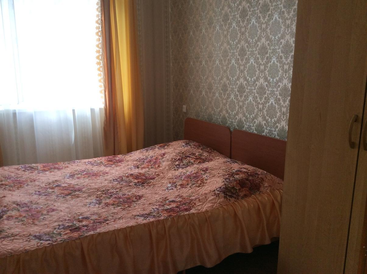 Guest House Dali Гагра Екстериор снимка
