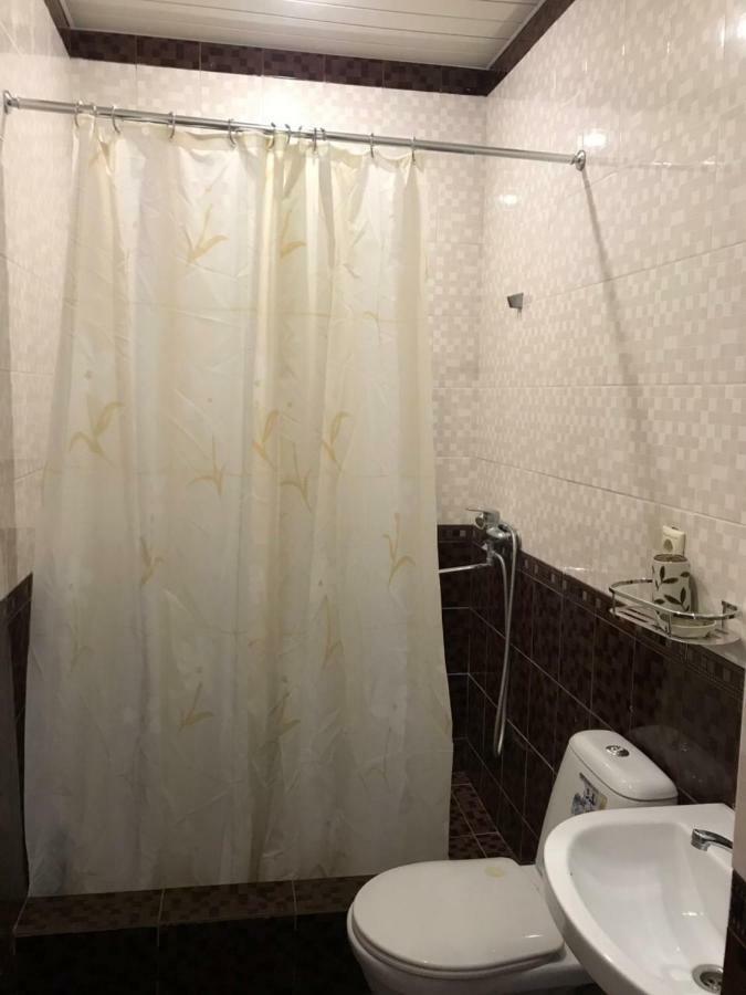 Guest House Dali Гагра Екстериор снимка