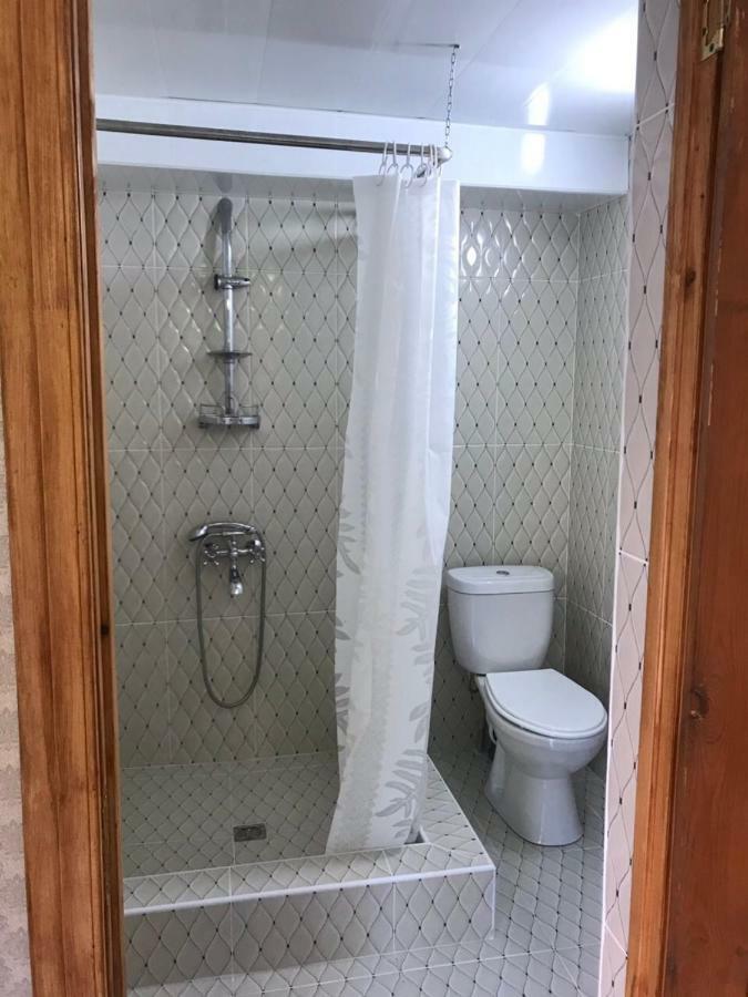Guest House Dali Гагра Екстериор снимка